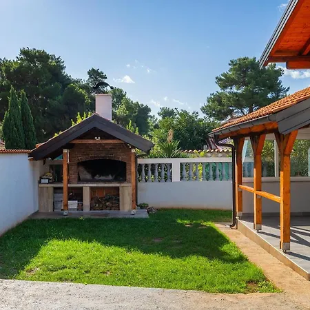 Katarina - By Guide *